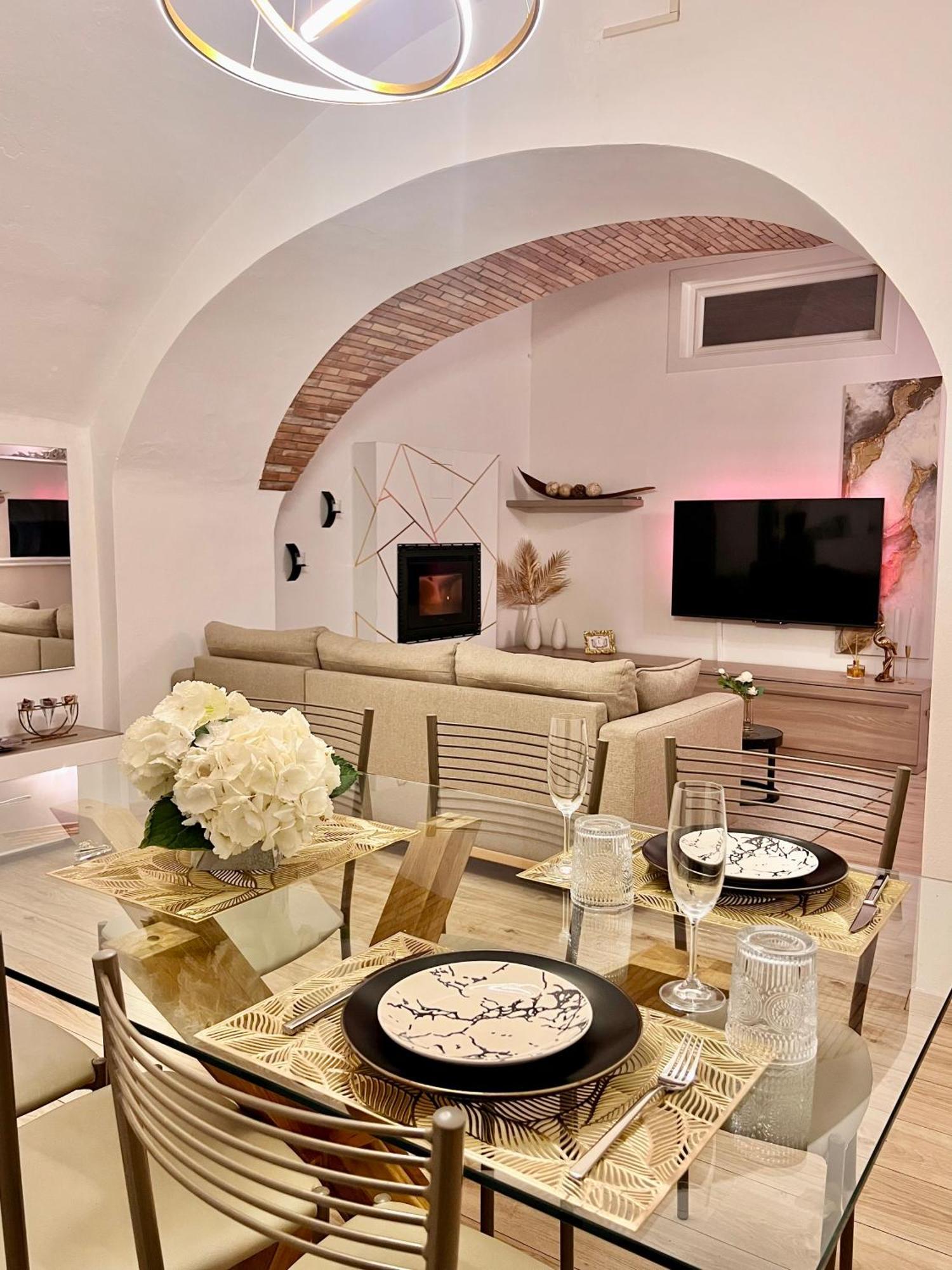 L'Arco Sul Lago • Gold Apartment Castro  Exteriér fotografie