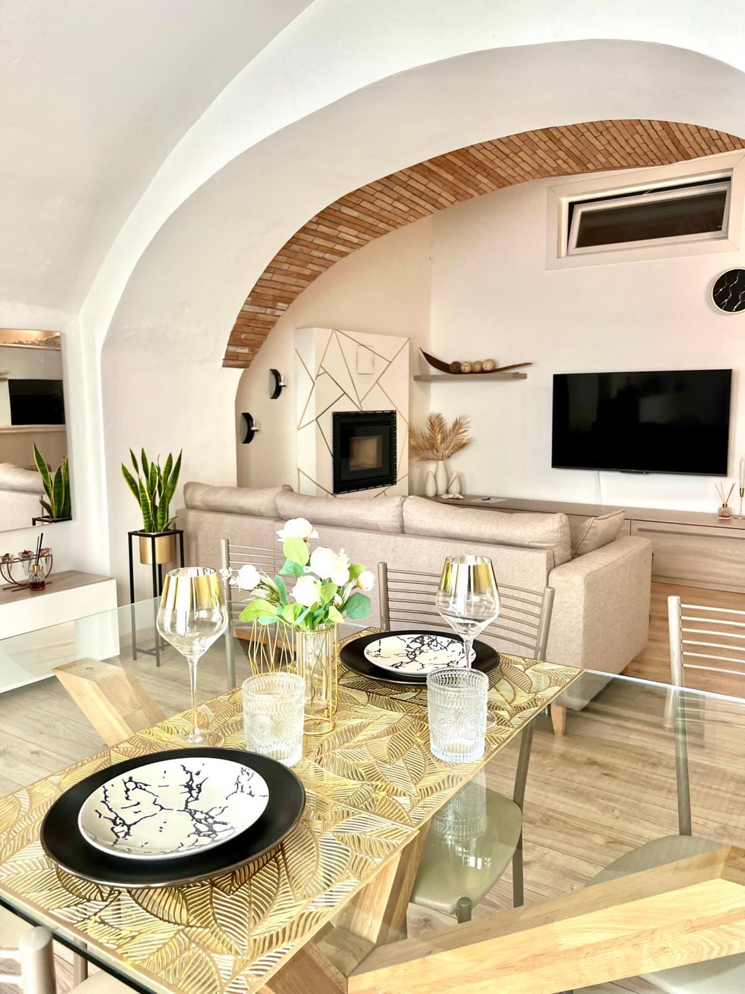 L'Arco Sul Lago • Gold Apartment Castro  Exteriér fotografie